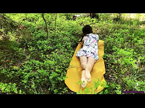 ❤️ Tinderの見知らぬ男が私のプッシーをオナニーし、森の中で情熱的にファックする ❤️  at us ❌️❤